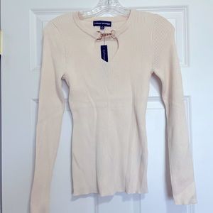 NWT Lightweight sweater with Jewel Detail on neck size medium